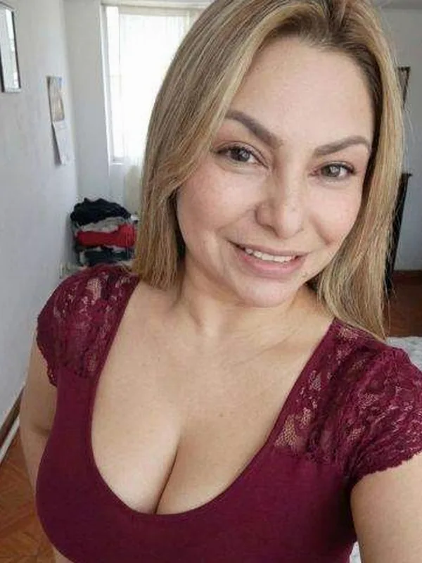 Sara, 33 ans, femme cherche homme à Ajaccio