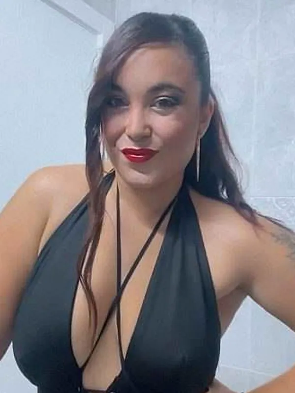 Héloïse, 34 ans, femme cherche homme à Annecy