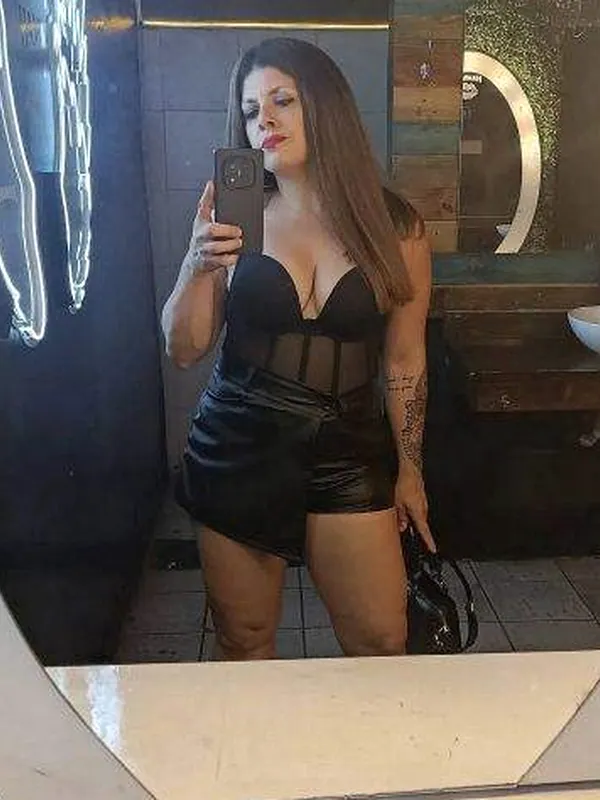 Élisa, 30 ans, femme cherche homme à Bastia