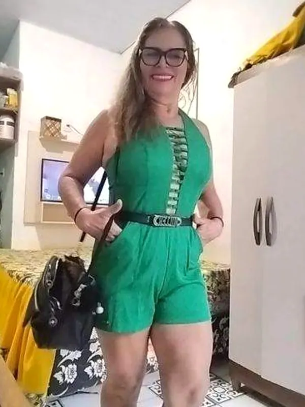 Rosa, 52 ans, femme cherche homme à Marseille