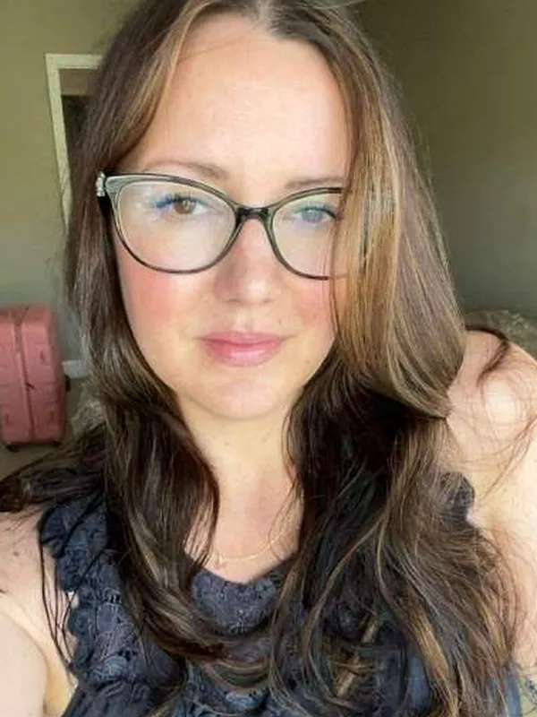 Julianne, 38 ans, femme cherche homme à Nîmes