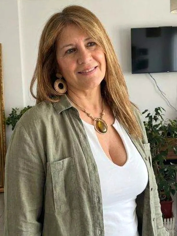 Béatrice, 54 ans, femme cherche homme à Paris