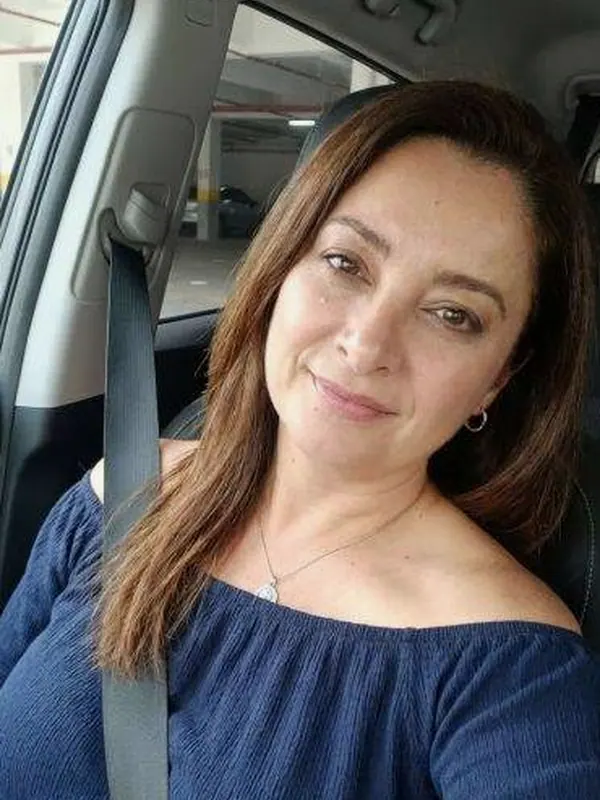 Daphné, 39 ans, femme cherche homme à Paris