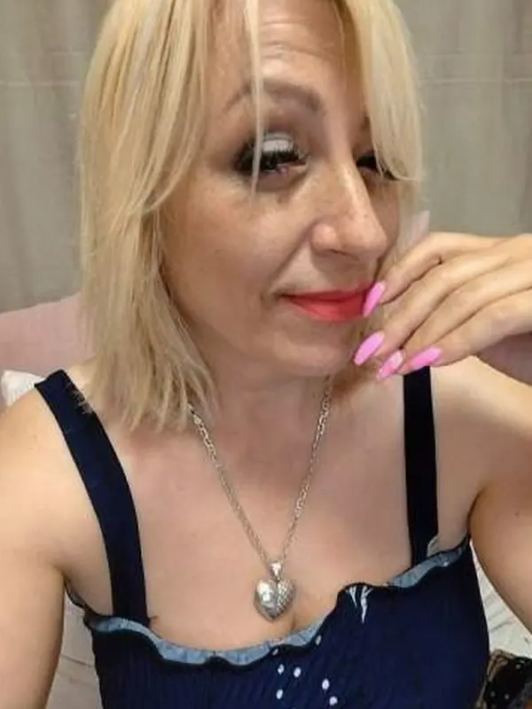 Carmen, 54 ans, femme cherche homme à Perpignan